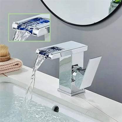 Mitigeur Cascade LED Chromé